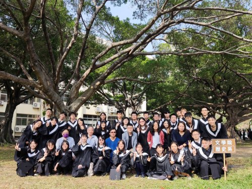 111學年度畢業團拍